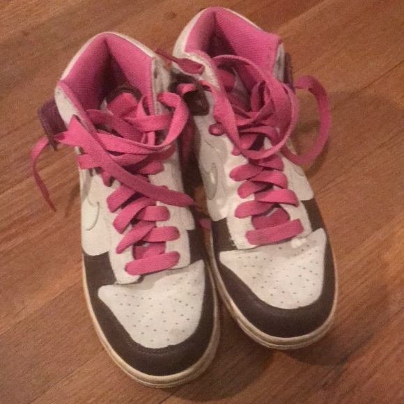 Nike high tops pink and white size 6.5. - Picture 1 of 2